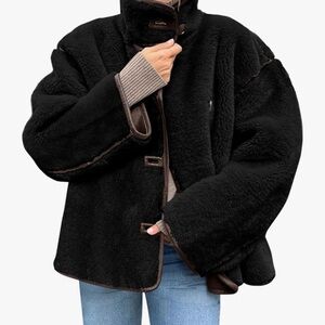 Tankaneo Faux Fur Jacket